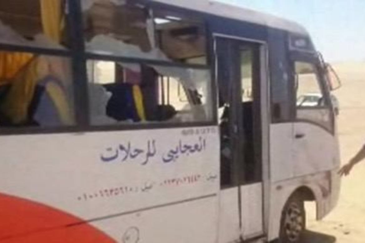 I denne bussen satt pilegrimene som ble drept på veien til et kloster i sørlige Egypt.