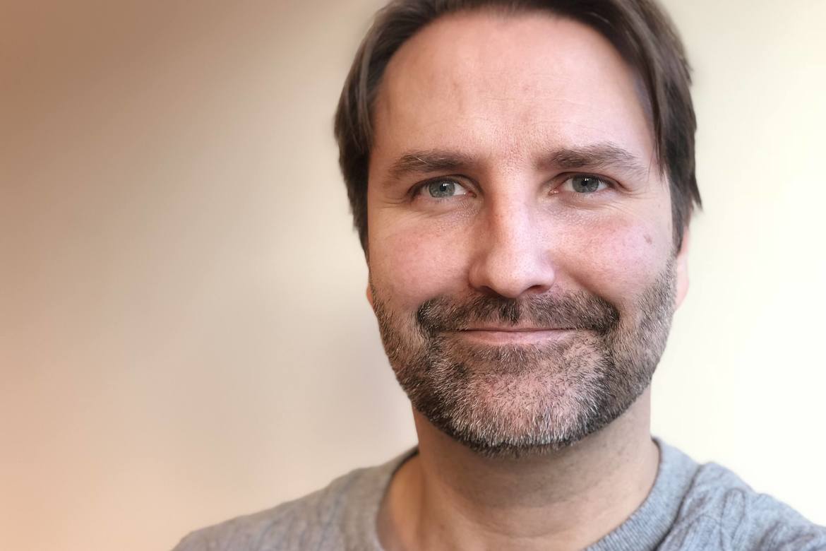Sindre Røyland (40) starter opp som innsamlingskonsulent.