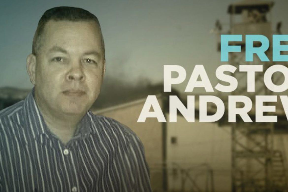 Mange står på i kampen for å få satt Andrew Brunson fri.