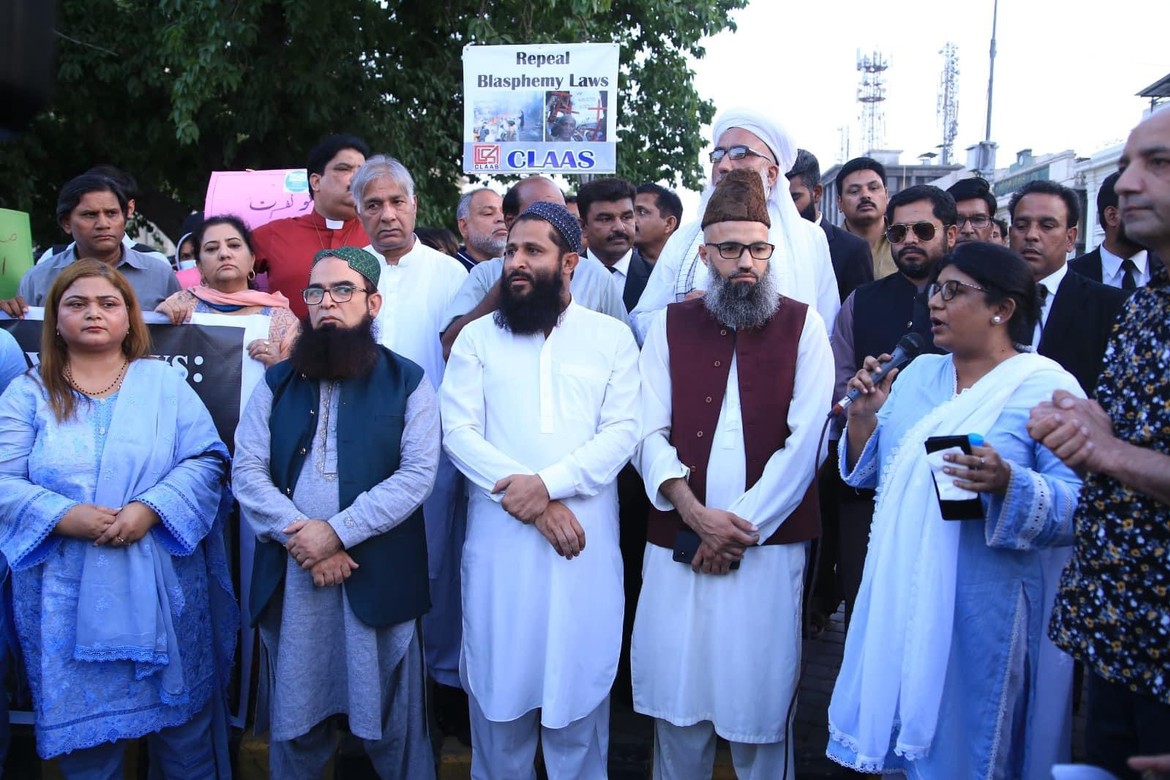 Muslim teachers took part in a demonstration against the misuse of the blasphemy law as the Human Friends Organisation (HFO) gathered church and civil society leaders in Lahore on 8 June. On the far right is Sajid Christopher of the HFO. Photo: HFO