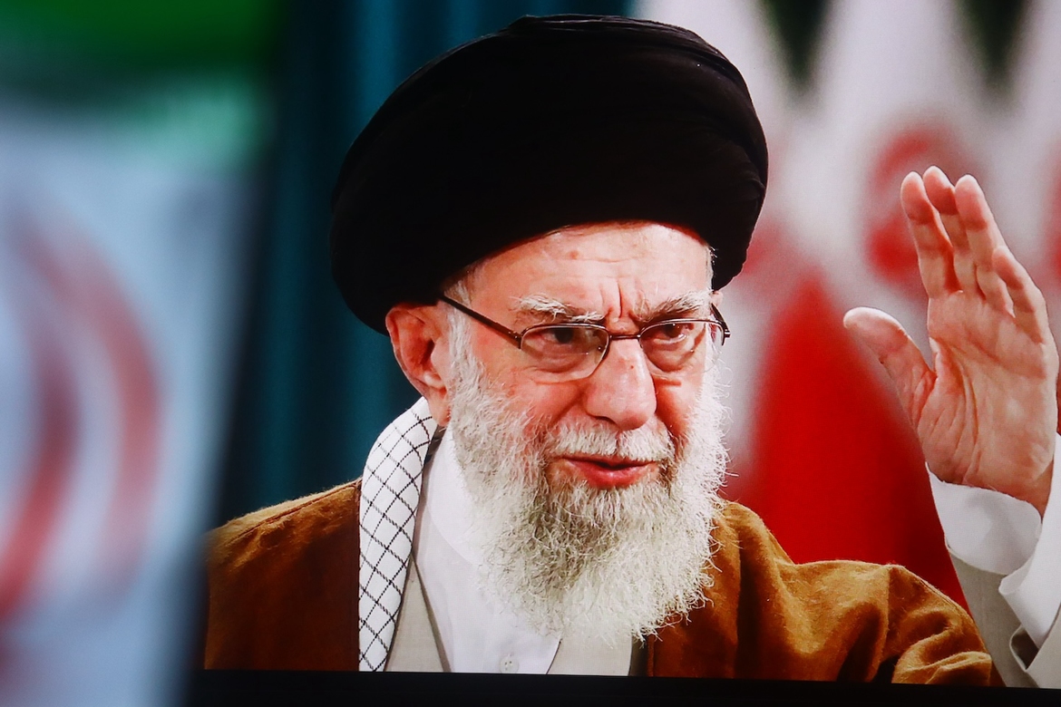 Ayatolla Khamenei, Irans øvste leiar, får åtvaring frå FN-ekspertar etter krigen mot Israel.
