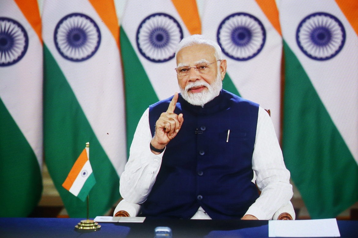 Indias statsminister Narendra Modi stilte opp i den katolske katedralen i New Delhi på juledag. Han får inntrengende appeller fra kristne ledere om å stoppe målrettede angrep på kristne mange steder i India.