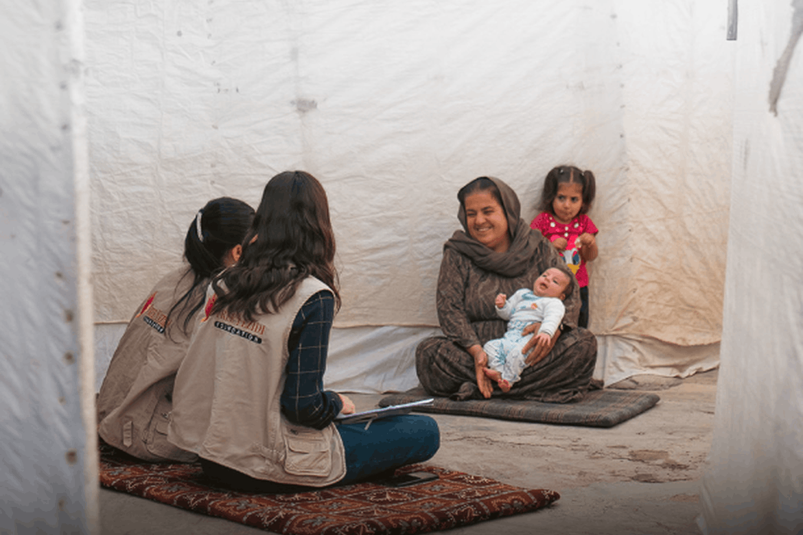 190 000 av de 400 000 jesidiene som flyktet fra folkemordet, bor fortsatt i teltleire, de fleste i den kurdiske regionen i Irak. Foto: Free Yezidi Foundation.
