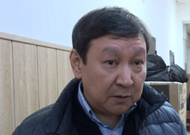 Akmat Alagushev forsvarer Adventistkirken som ble forbudt. Foto: RFE