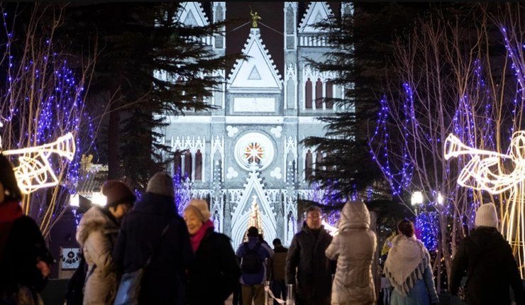 Beijing's Xishiku katedral dekorert til julaften i 2019(Foto: CT)