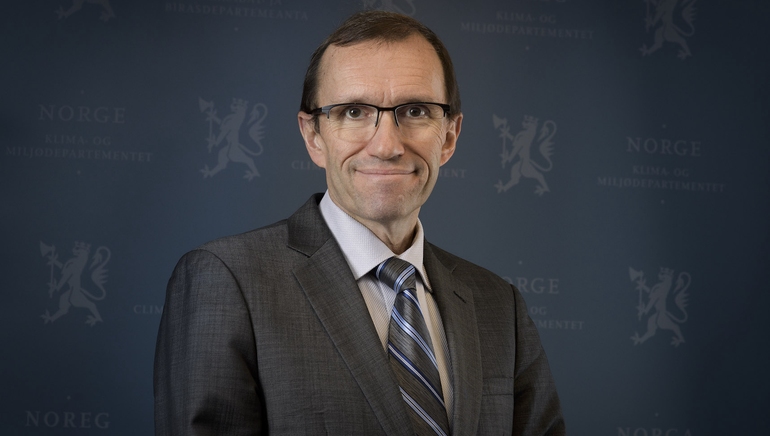 Vil utenriksminister Espen Barth Eide svare på hvilke konsekvenser fortsatte brudd på trosfriheten for Indias kristne og muslimer vil få for vår handelsavtale?