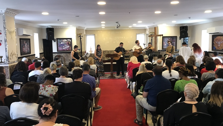 Det lille protestantiske samfunnet i Tyrkia består for det meste av konvertitter. Det rammes hardt av at utenlandske kristne kastes ut av landet.