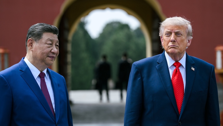 Xi Jinping tok imot Donald Trump i Kinas hovedstad Beijing 14. mai i år. Nå kommer Xi til Washington DC.